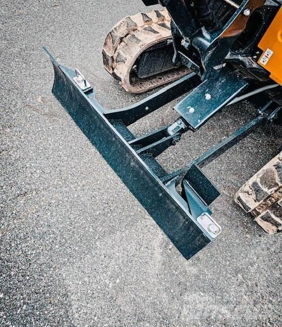 John Deere 17 P Mini bagri <7t