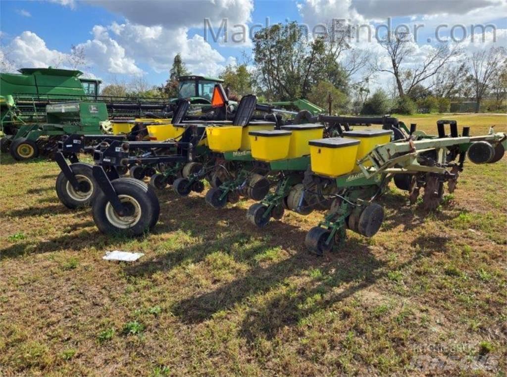 John Deere 1720 Sadilniki