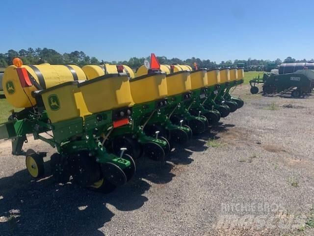 John Deere 1755 Sadilniki