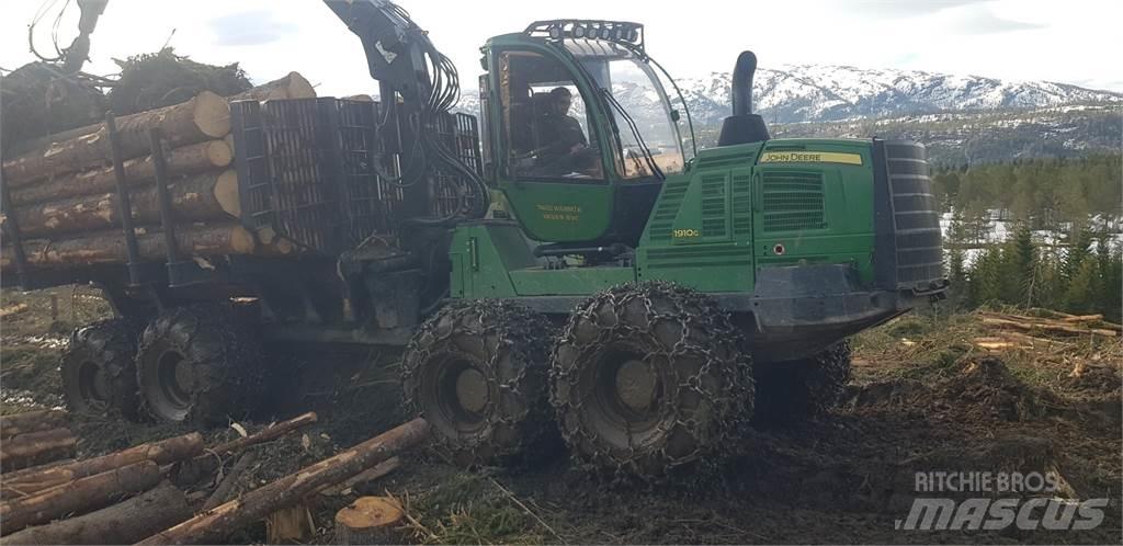 John Deere 1910G Forwarderji