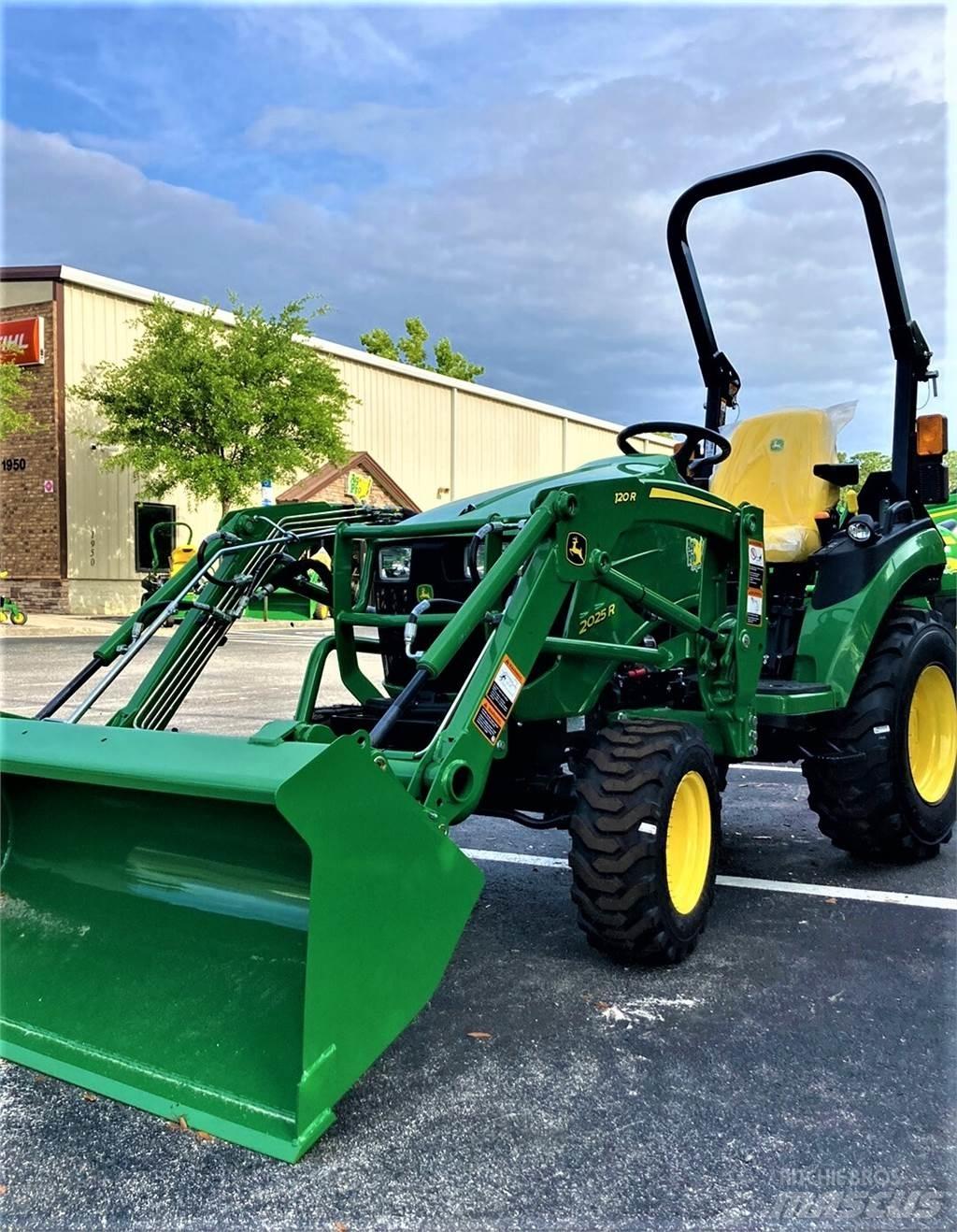 John Deere 2025R Manjši traktorji