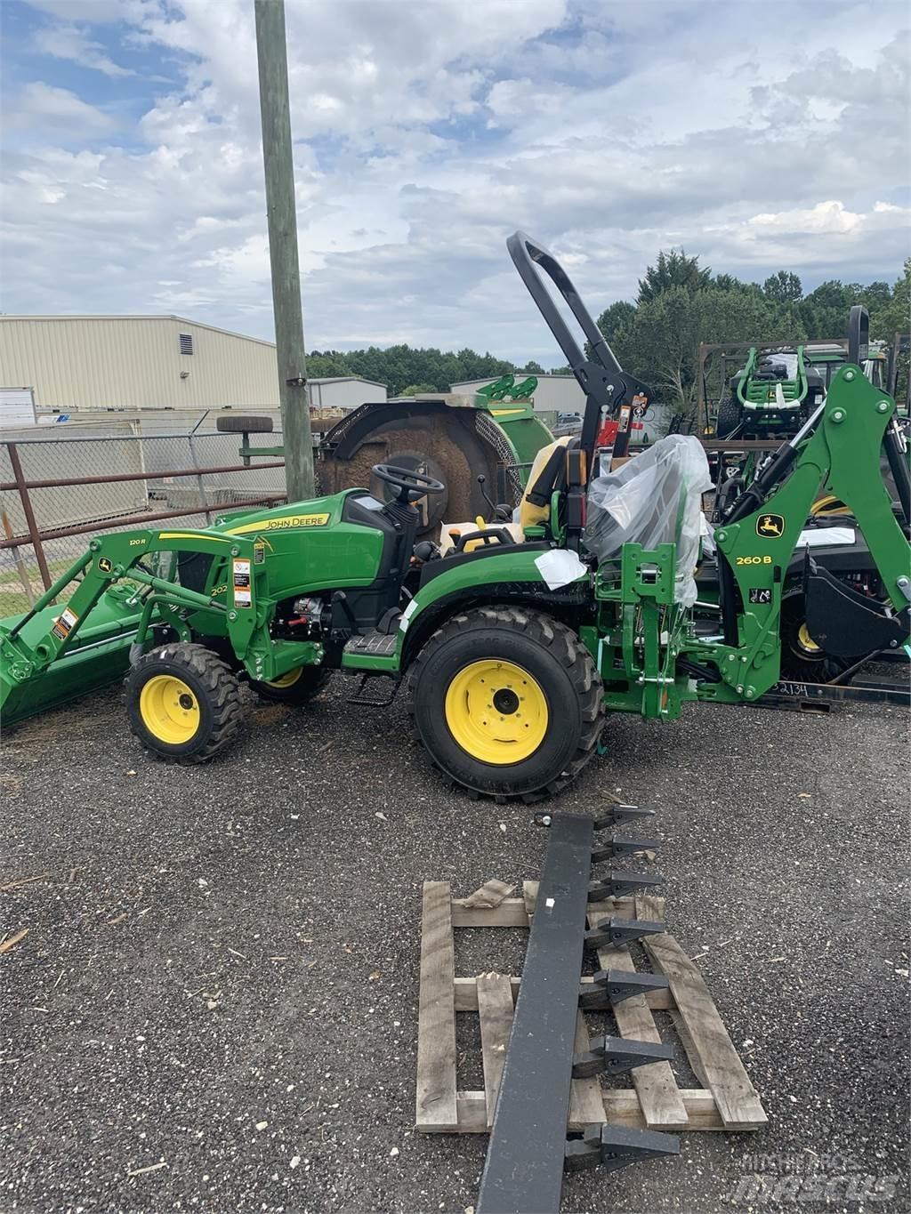 John Deere 2025R Manjši traktorji