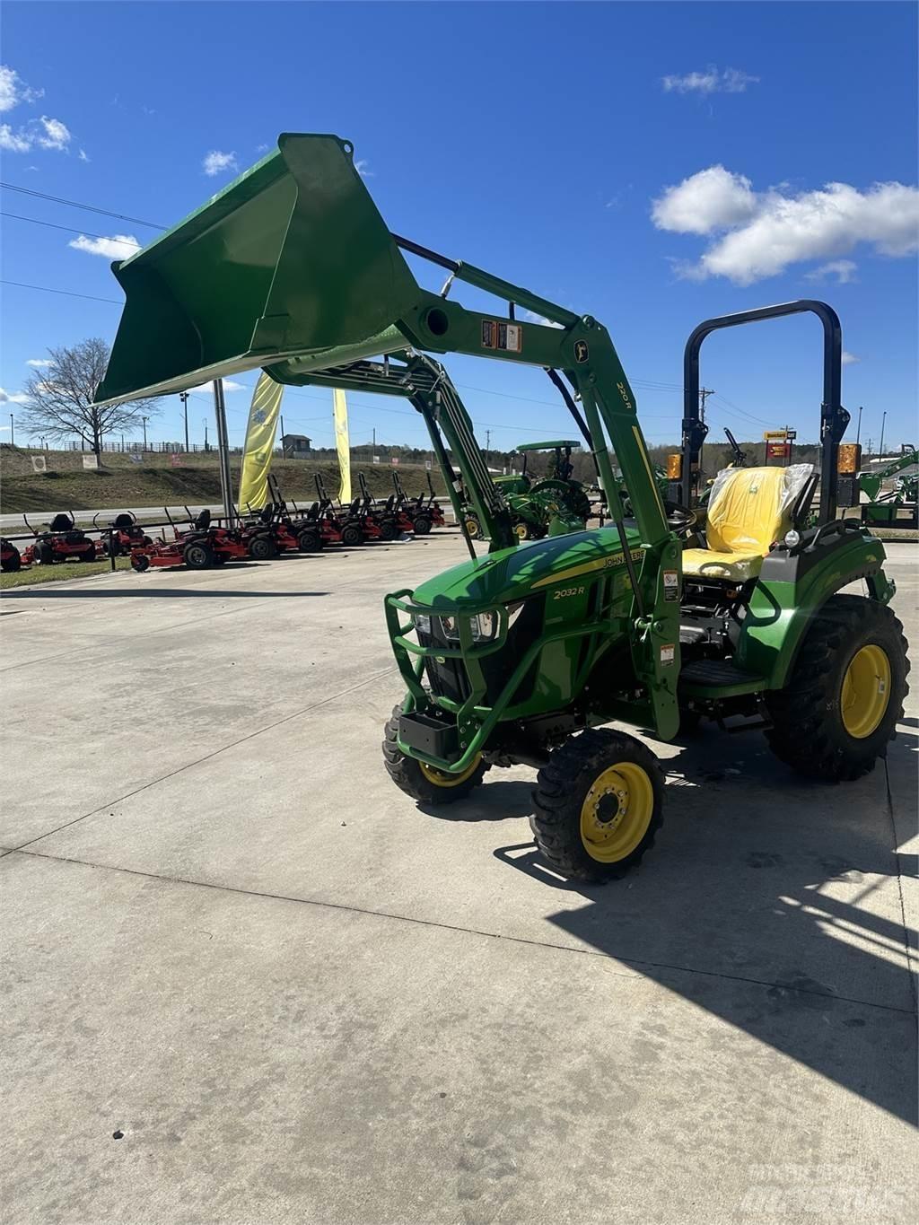 John Deere 2032R Manjši traktorji