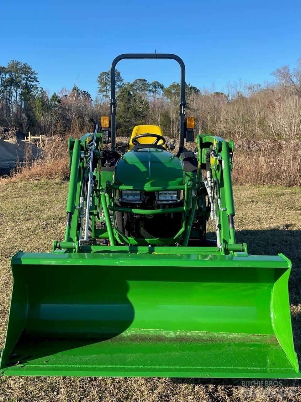 John Deere 2038R Manjši traktorji