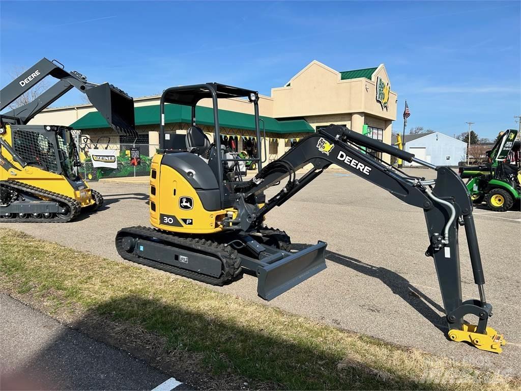 John Deere 30 P Mini bagri <7t