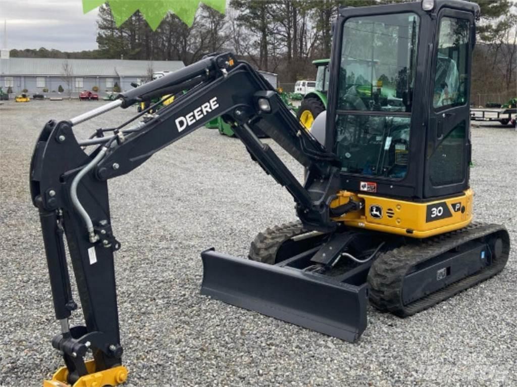 John Deere 30 P Mini bagri <7t