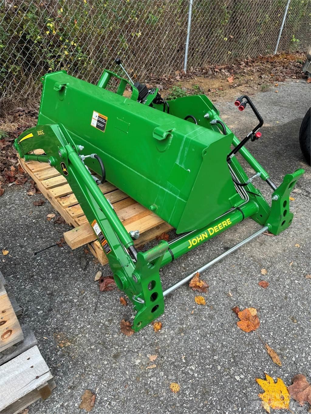John Deere 300E Kmetijstvo - drugo