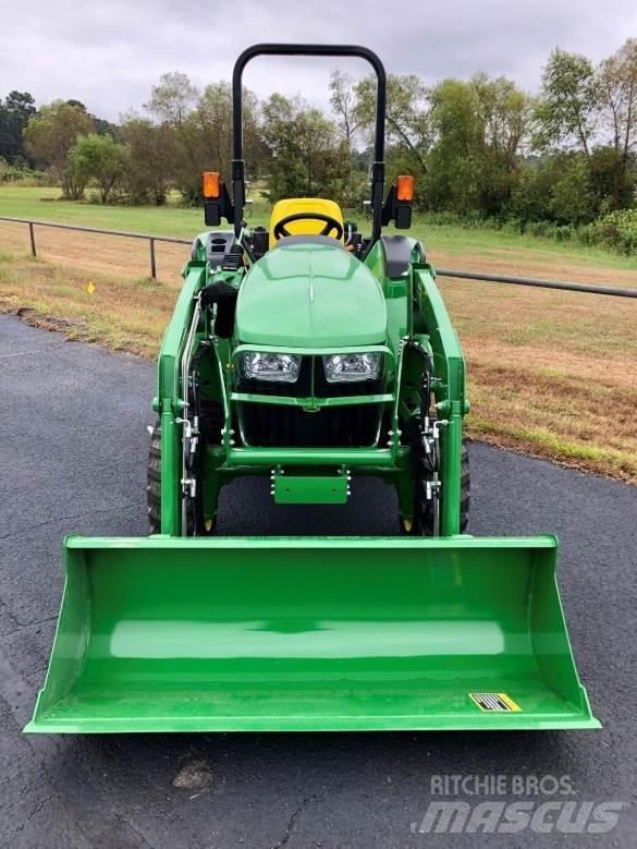 John Deere 3025D Manjši traktorji