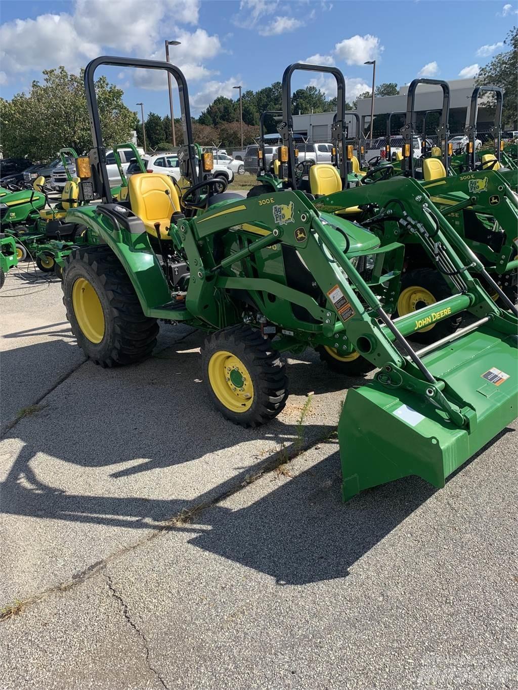 John Deere 3025D Manjši traktorji