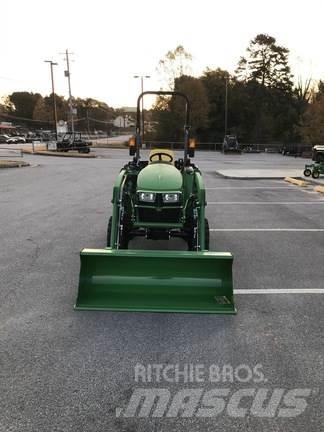 John Deere 3025E Manjši traktorji