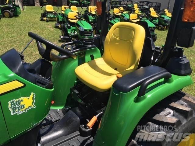 John Deere 3025E Manjši traktorji