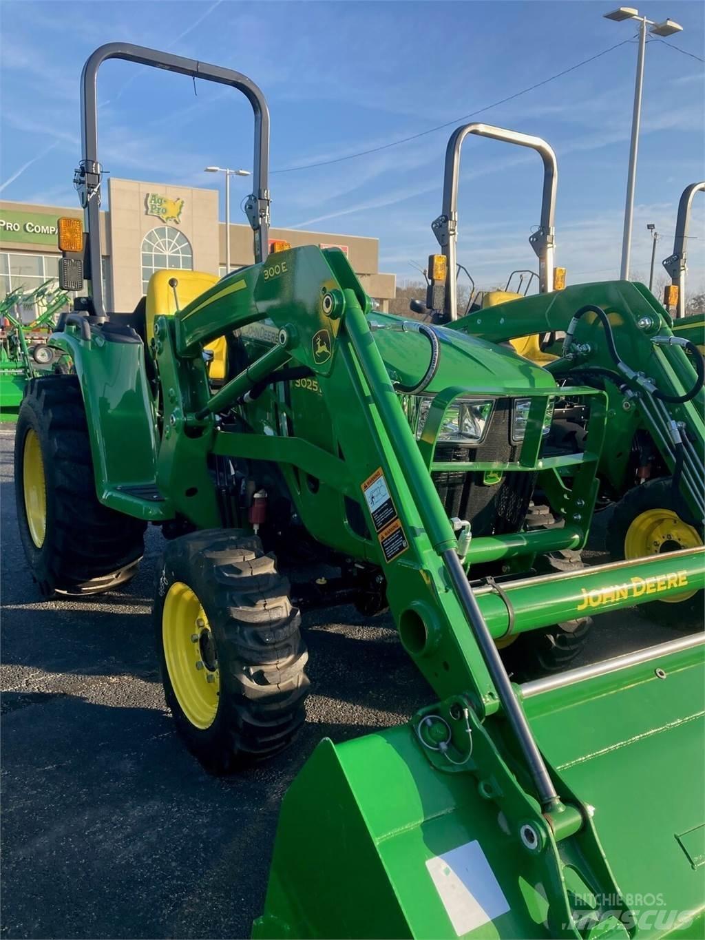 John Deere 3025E Manjši traktorji