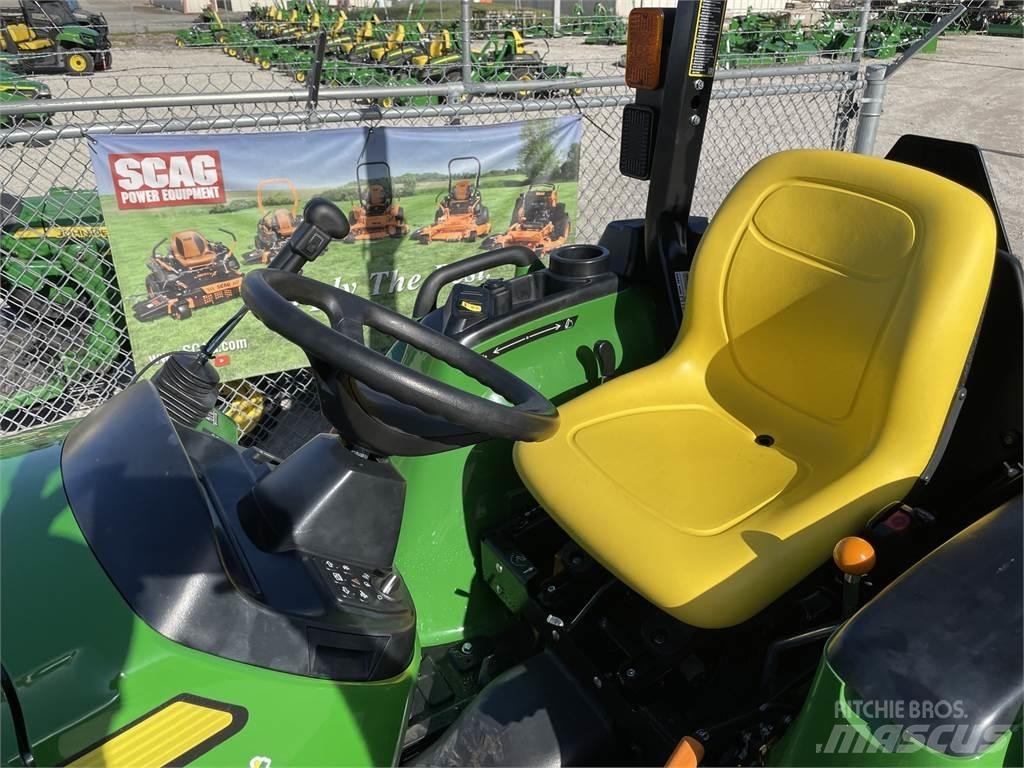 John Deere 3032E Manjši traktorji