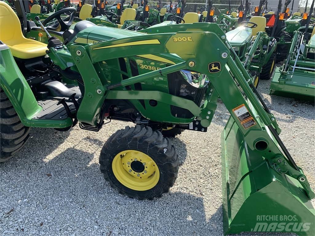 John Deere 3038E Manjši traktorji