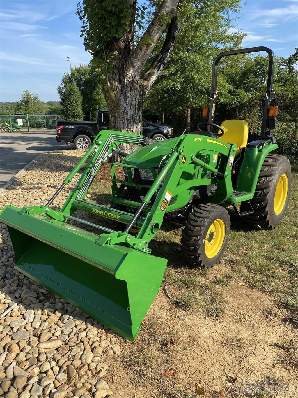 John Deere 3038E Manjši traktorji