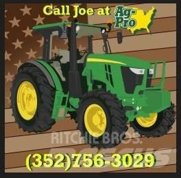 John Deere 3043D Traktorji