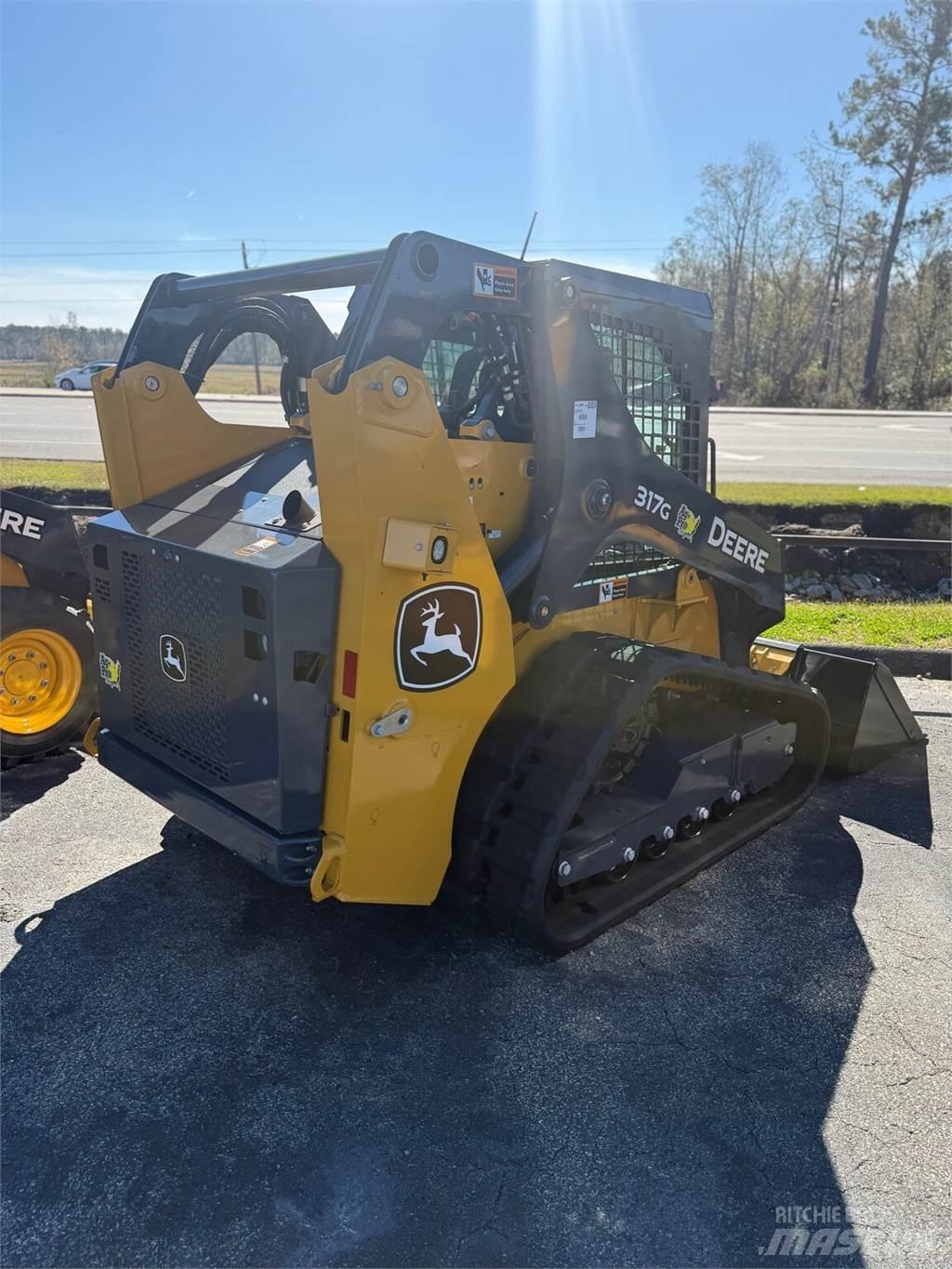 John Deere 317G Mini nakladalci