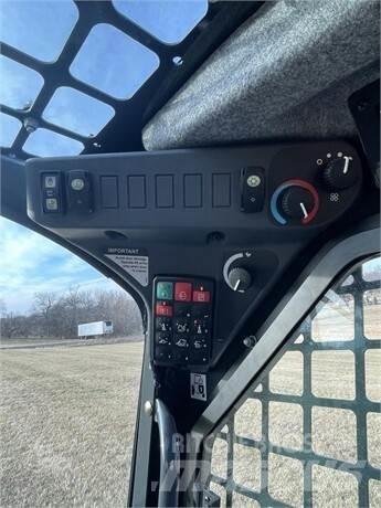 John Deere 318G Skid steer mini nakladalci