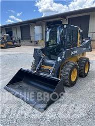 John Deere 320G Skid steer mini nakladalci