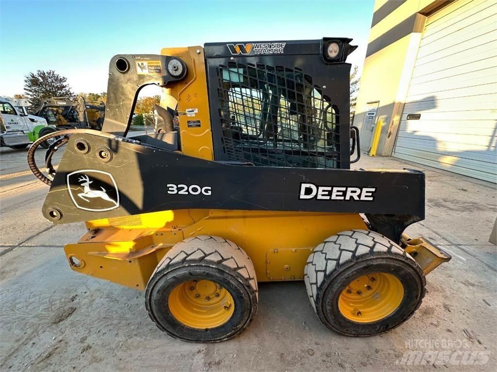 John Deere 320G Skid steer mini nakladalci