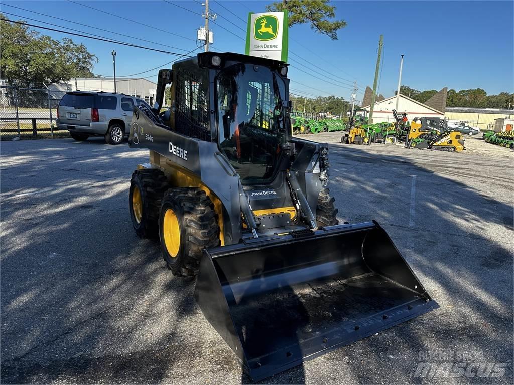 John Deere 324G Skid steer mini nakladalci