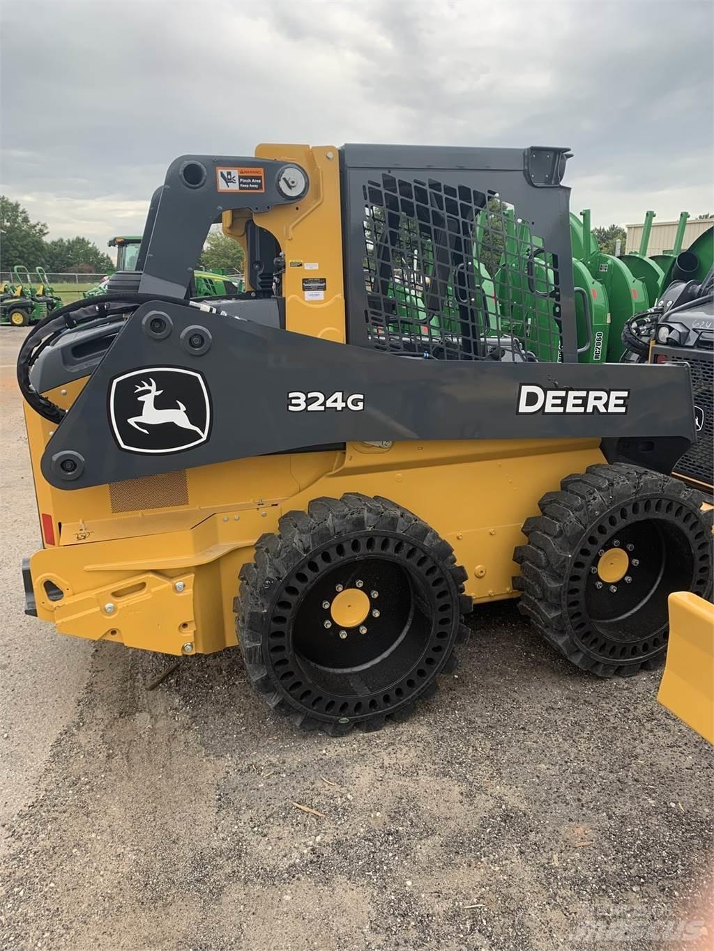 John Deere 324G Skid steer mini nakladalci