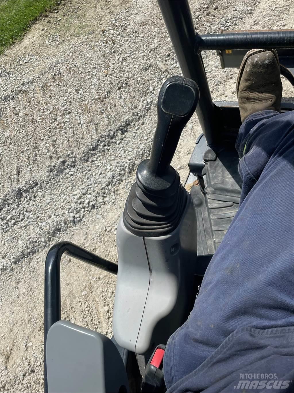 John Deere 35G Mini bagri <7t