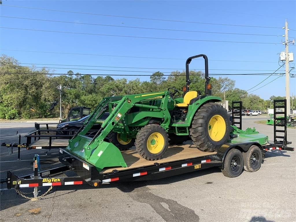 John Deere 4044M Traktorji
