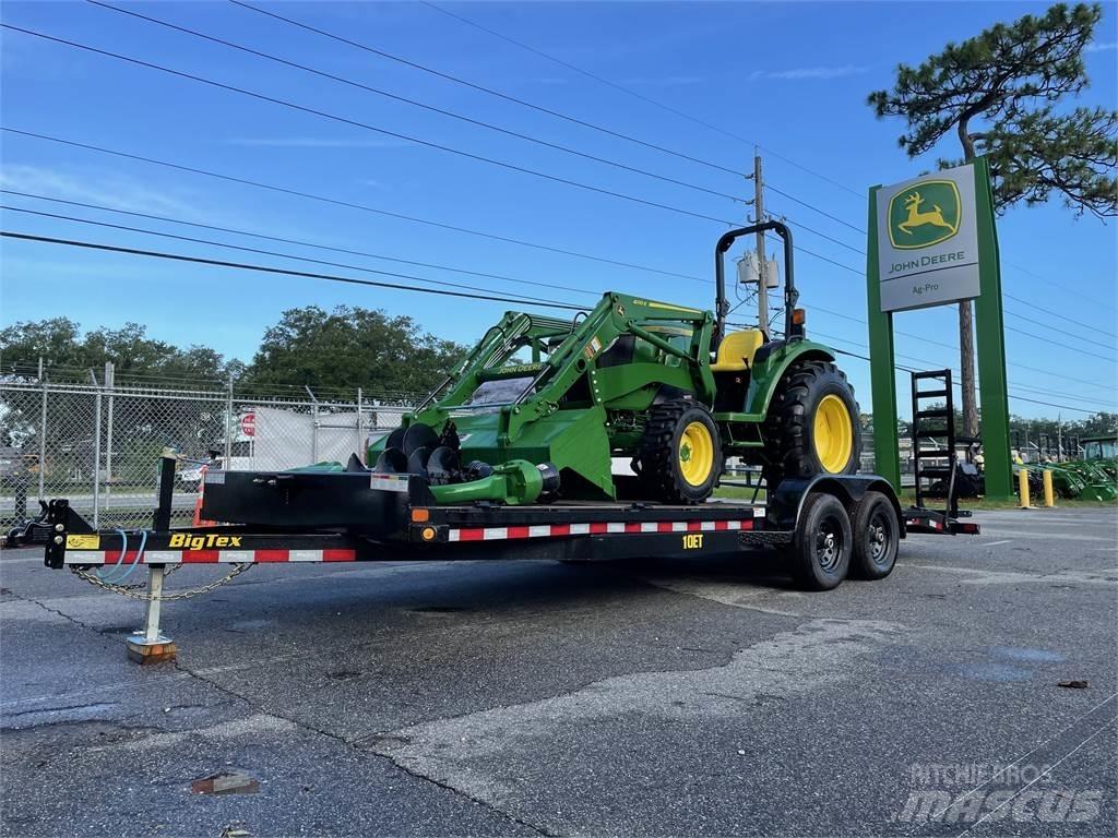 John Deere 4044M Traktorji