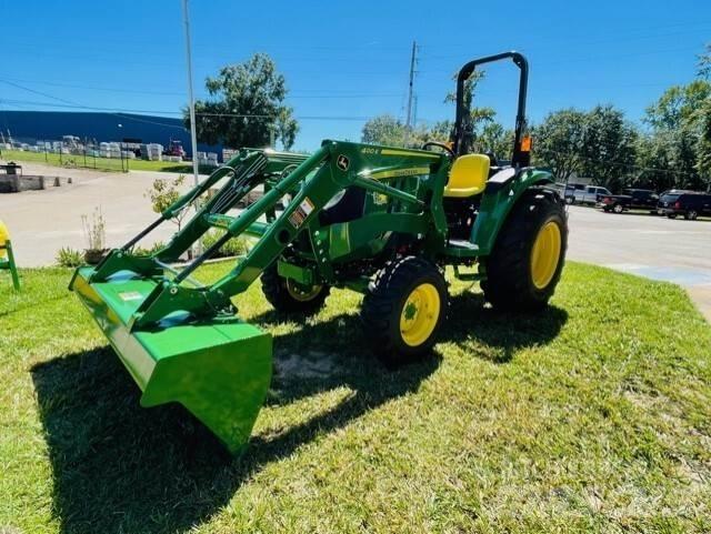 John Deere 4044M Traktorji