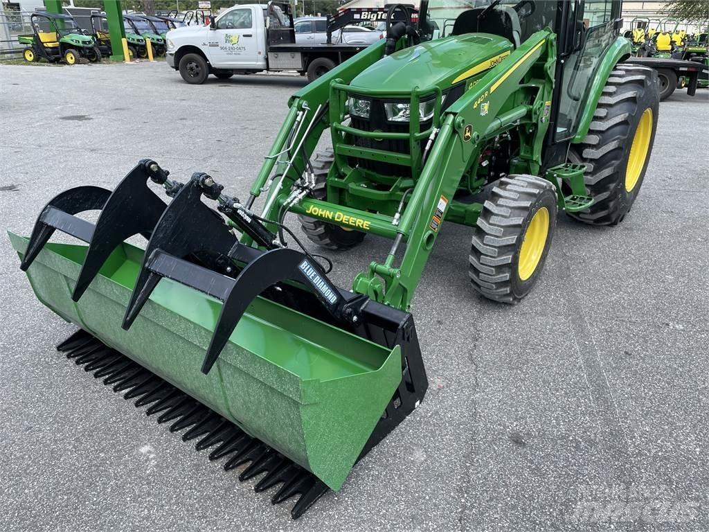 John Deere 4052R Traktorji