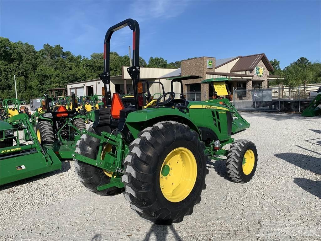 John Deere 4066M Traktorji