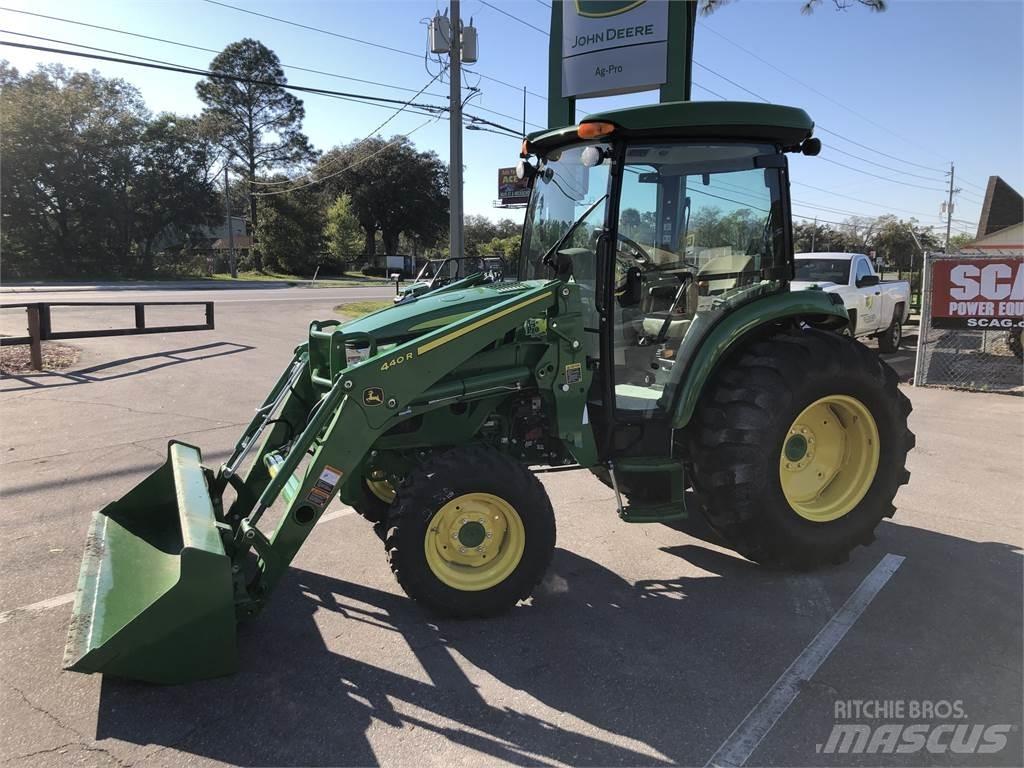 John Deere 4066R Traktorji