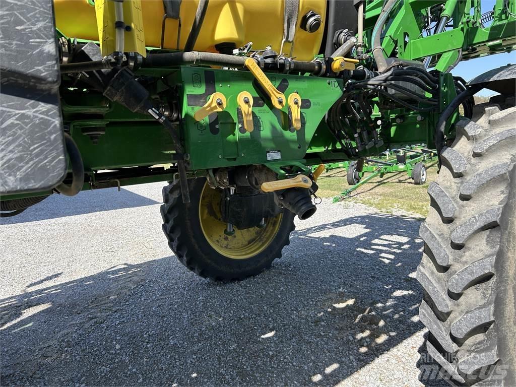 John Deere 408R Vlečne škropilnice