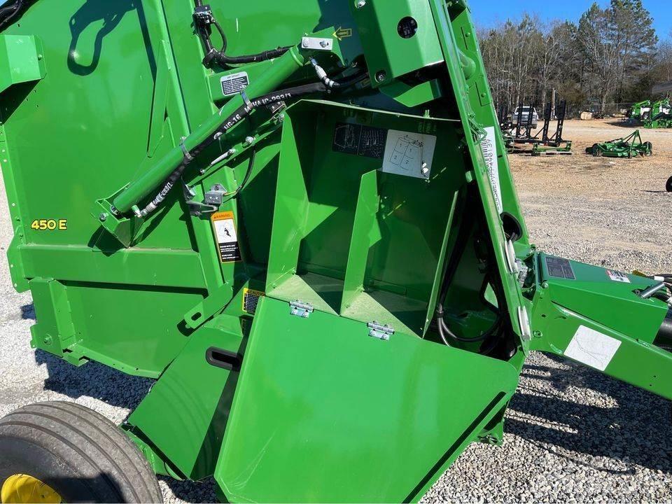 John Deere 450E Balirke (okrogle bale)