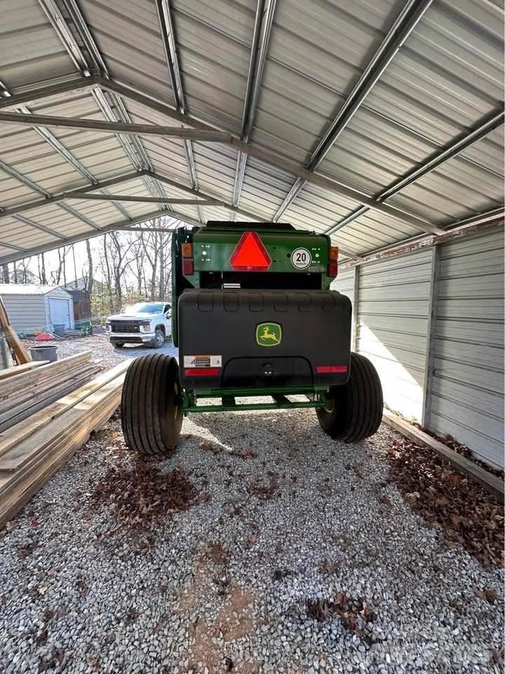 John Deere 450M Balirke (okrogle bale)