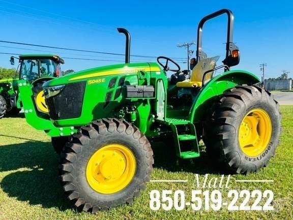 John Deere 5045E Traktorji