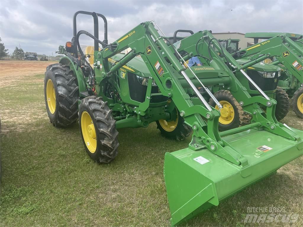 John Deere 5060E Traktorji