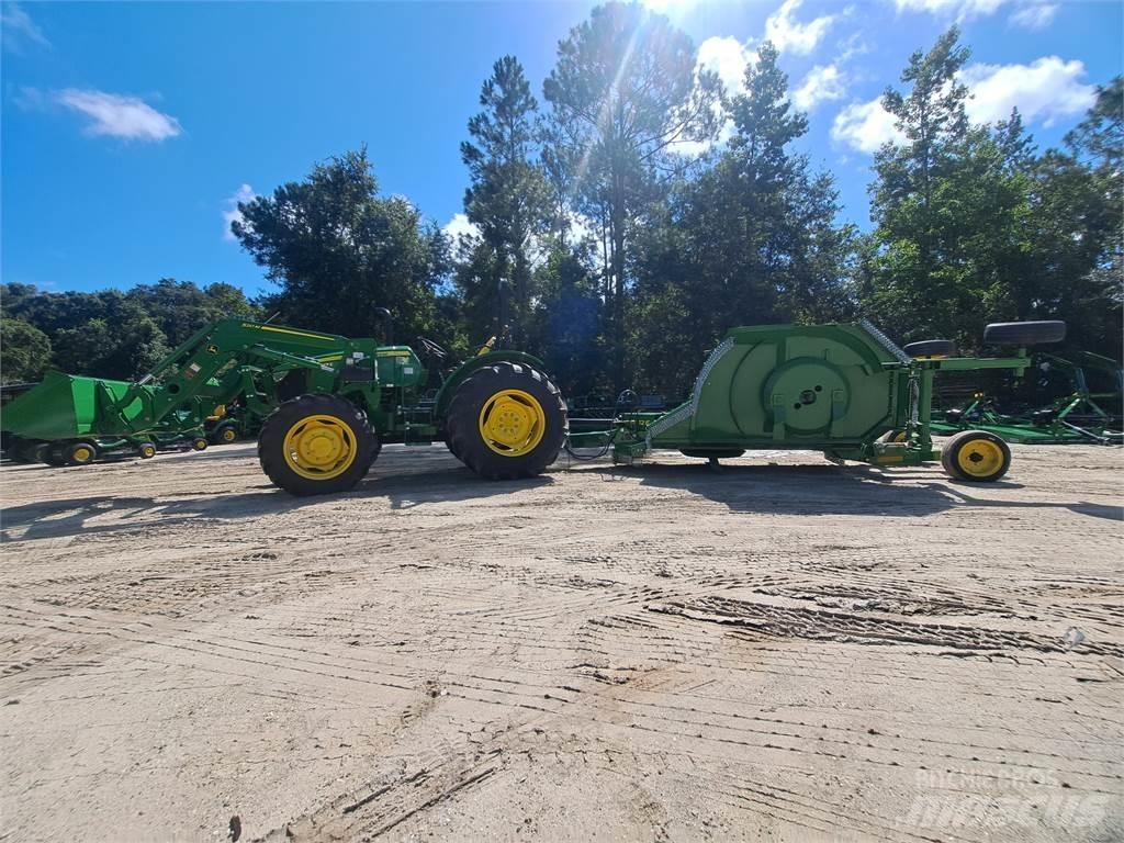 John Deere 5067E Traktorji