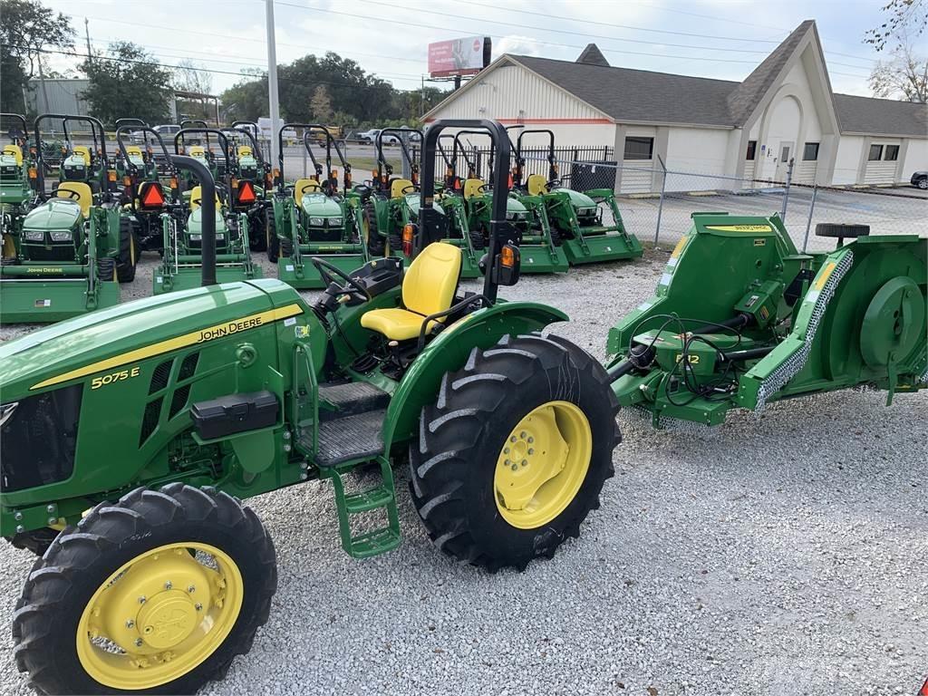 John Deere 5075E Traktorji