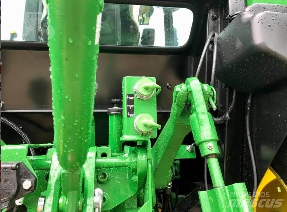John Deere 5075E Traktorji