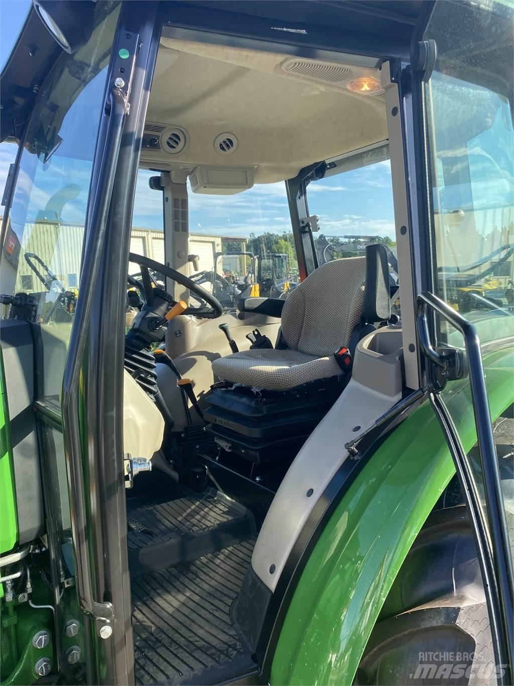 John Deere 5075E Traktorji