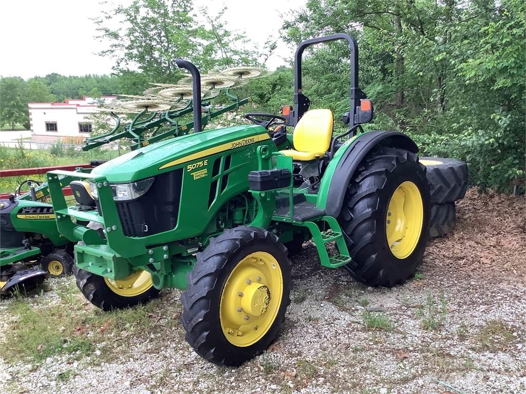 John Deere 5075E Manjši traktorji