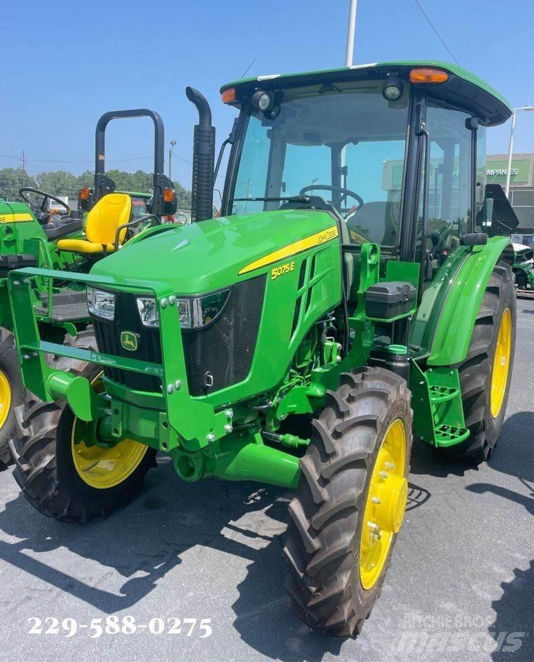 John Deere 5075E Traktorji