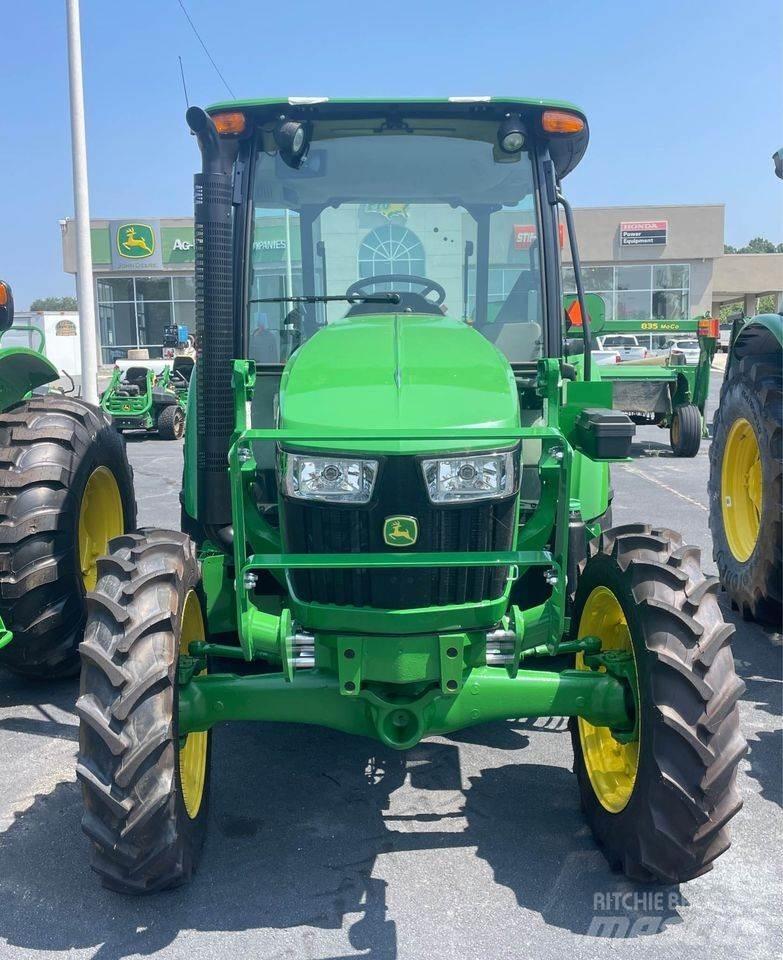 John Deere 5075E Traktorji