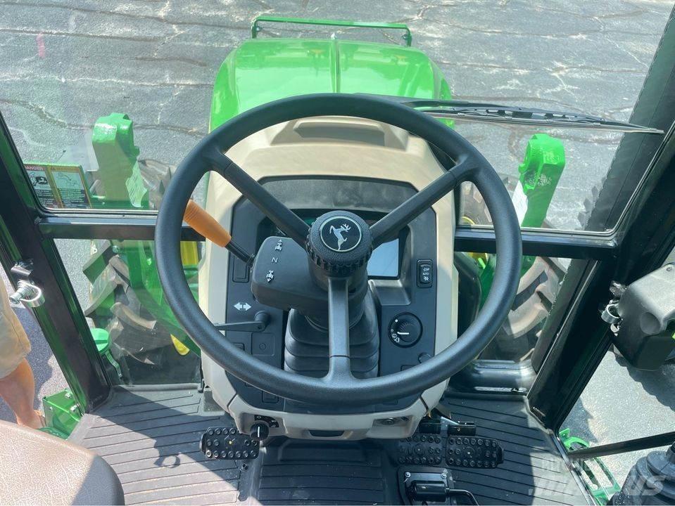 John Deere 5075E Traktorji
