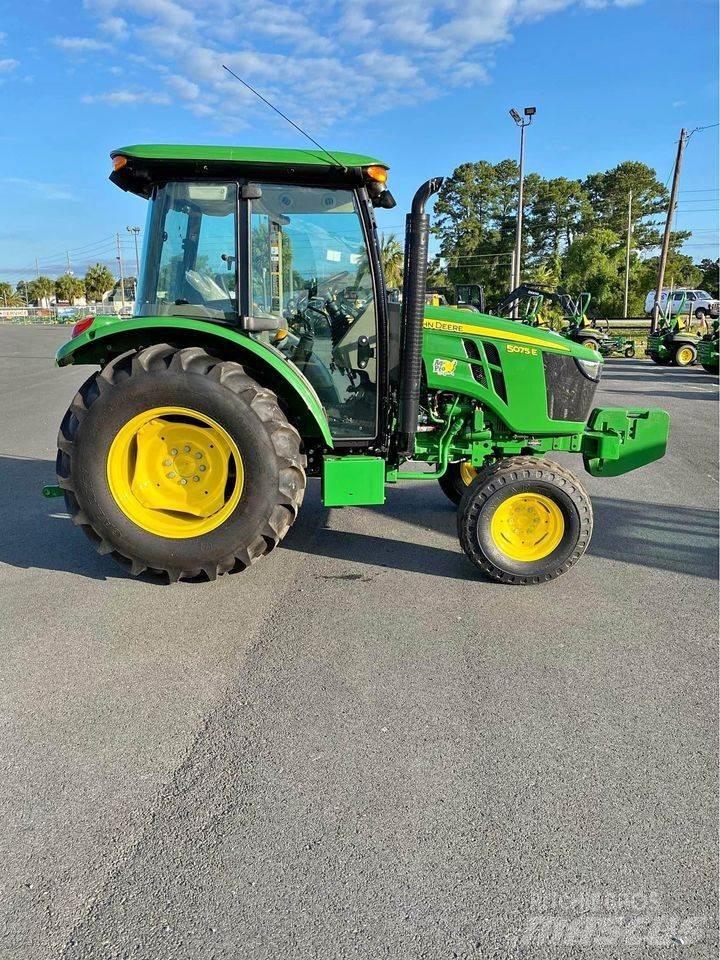 John Deere 5075E Traktorji