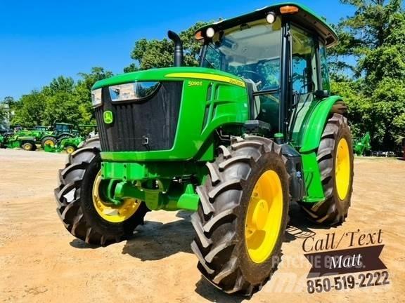 John Deere 5090E Traktorji