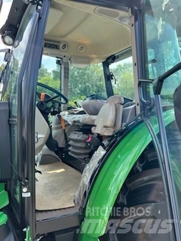 John Deere 5090M Traktorji