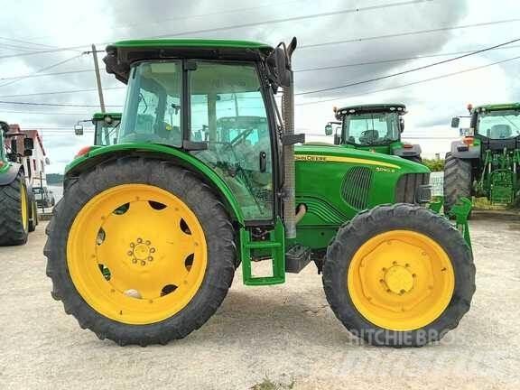 John Deere 5090R Traktorji